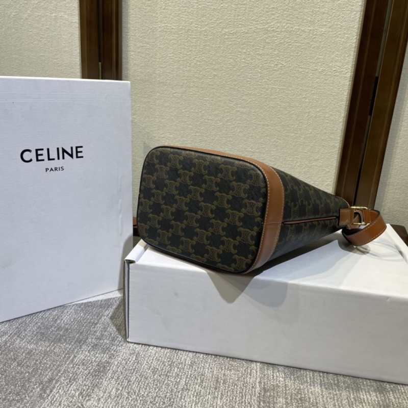 Ce1i*e bucket bags